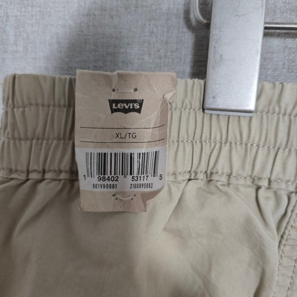 NWT Levi's Women's Baggy Parachute Pants White Pepper Tan XL - Picture 9 of 15